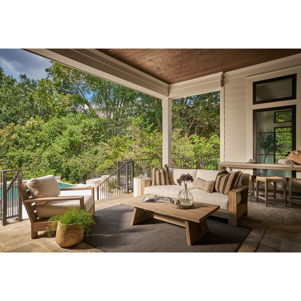 Saratoga Sofa Lifestyle 15